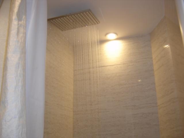 Hotel Domus Borgognona 2*