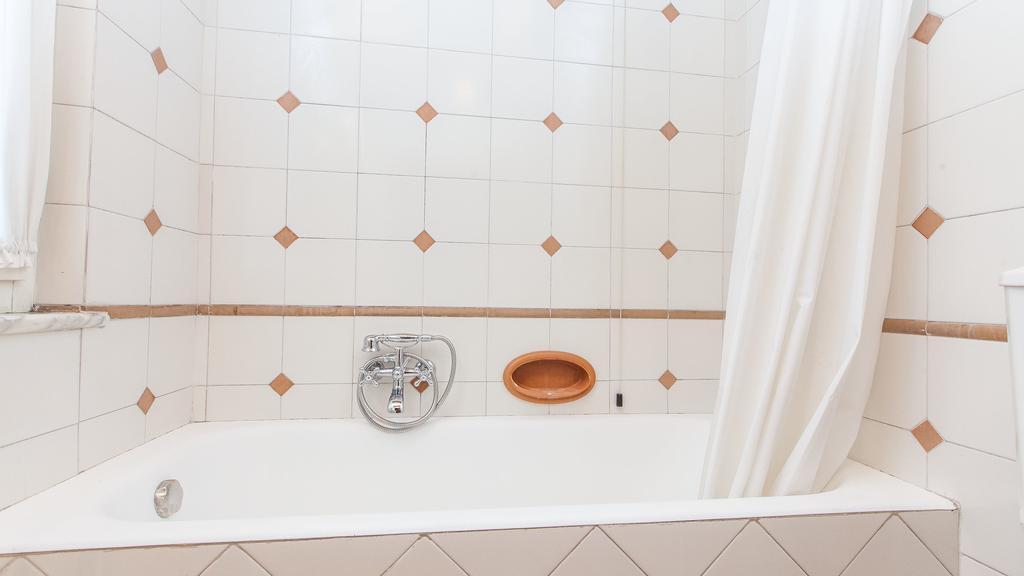 Trevi Penthouse With Jacuzzi Appartamento *