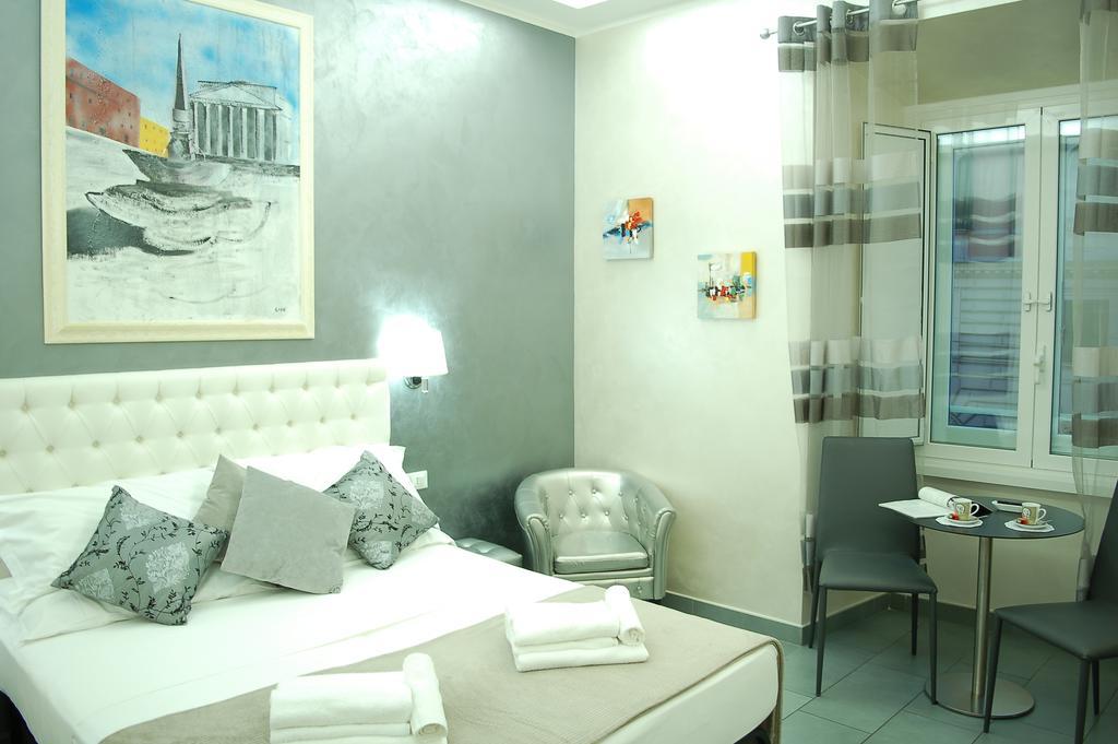 Acomodação com café da manhã  Relais Cavour 2*