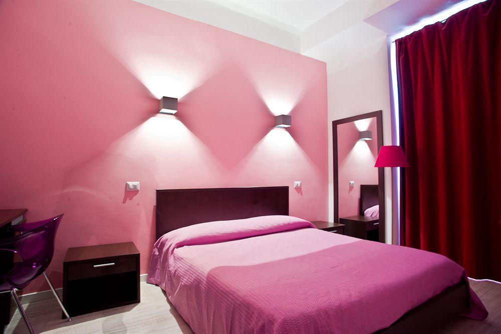 Domus Castrense 2*