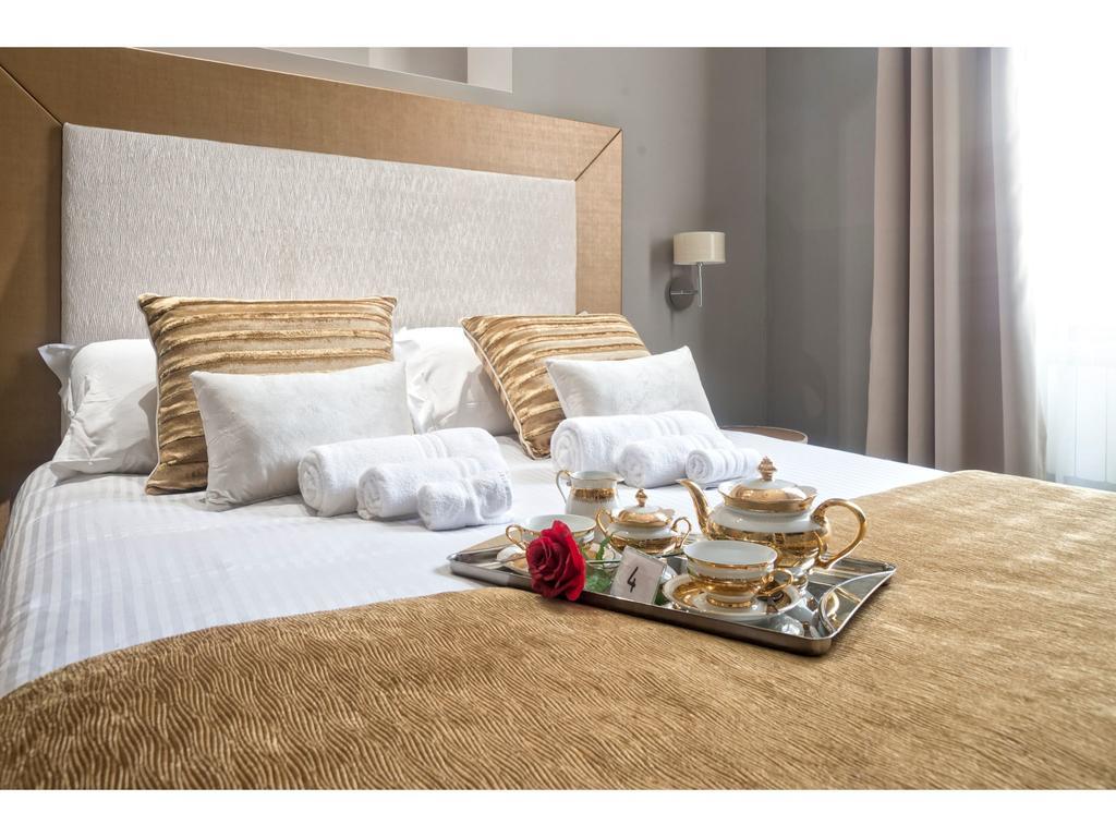 Lea Luxury Pensión Roma