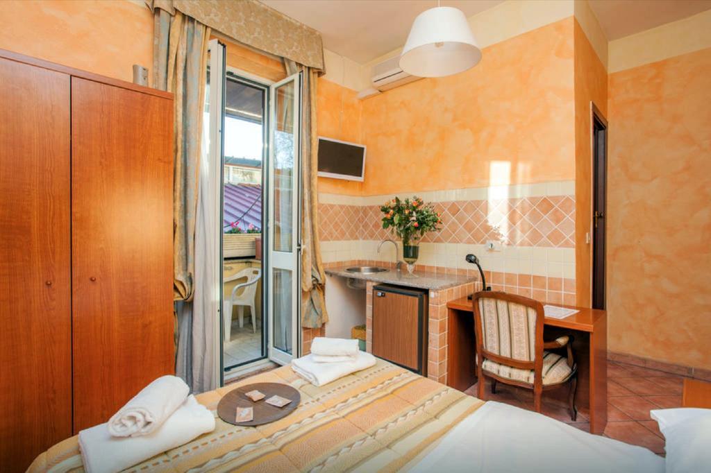 Casa de hóspedes Residenza Camilla 3*