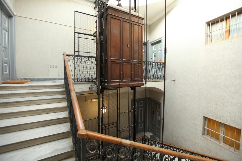 38 Viminale Street 2* Rom