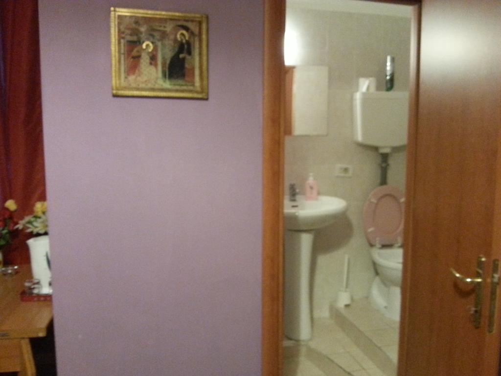 Hard Rock Hostal Roma