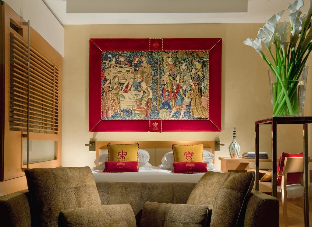 Bio Raphael - Relais & Chateaux