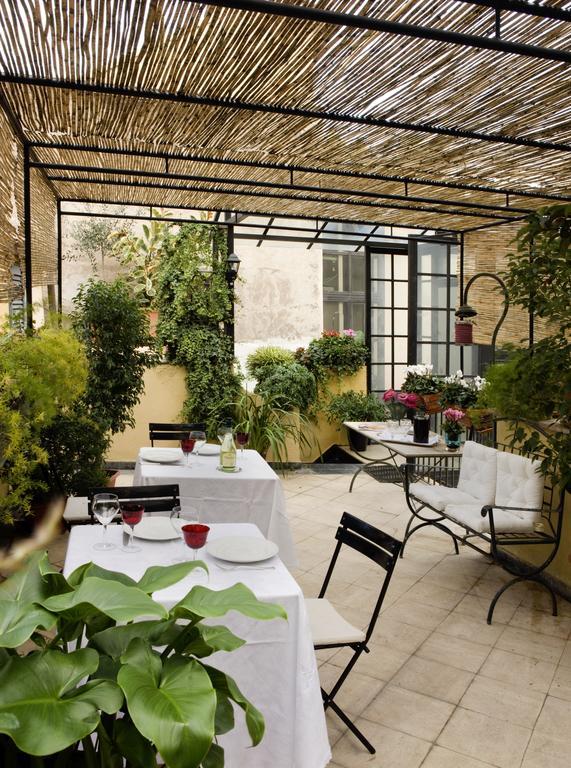 Bed & Breakfast Domus Frattina *