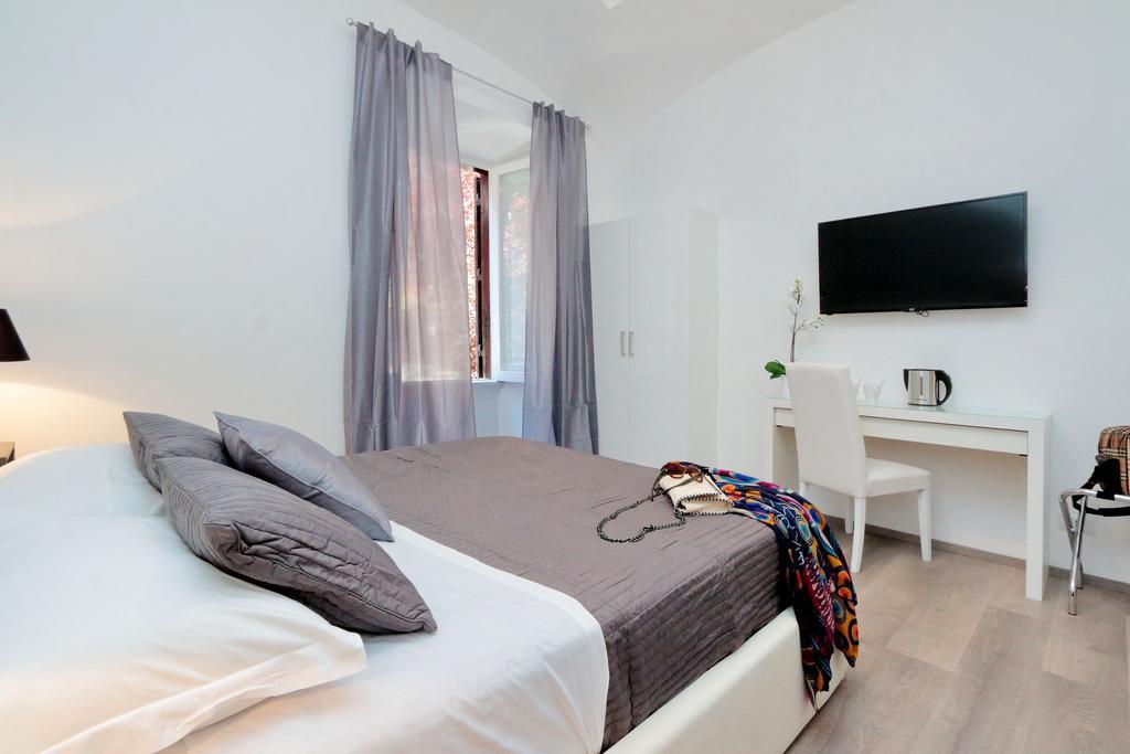 St. Peter Vatican House Apartment *