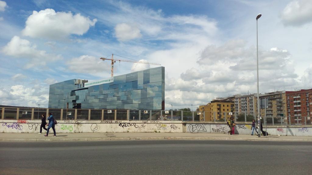 Sergio Tourist Close Tiburtina Station Gjestgiverier 3*