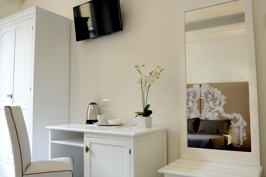 Pensión Easyrome 3*