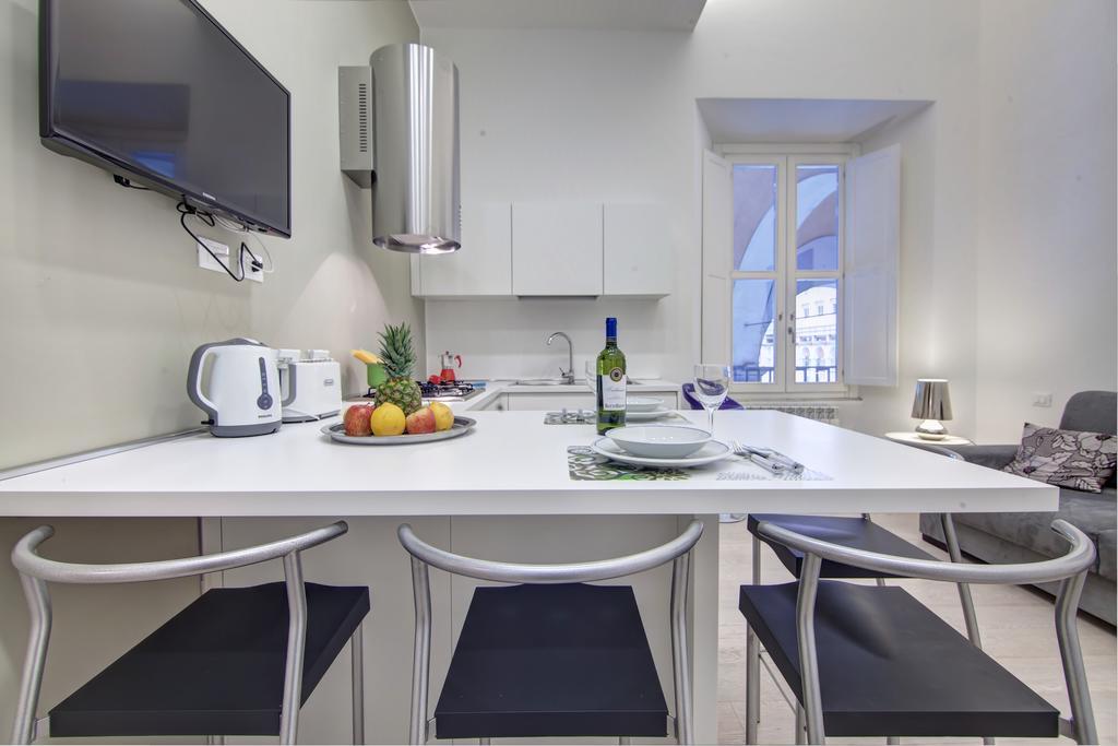 Piazza Vittorio Emanuele II Halldis Apartment Roma