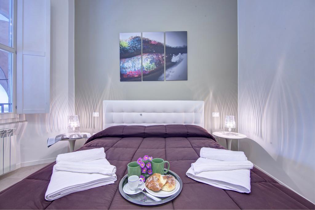 Piazza Vittorio Emanuele II Halldis Apartment * Roma