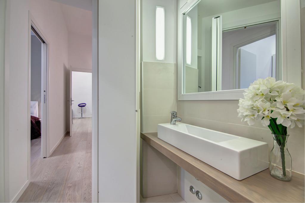 Piazza Vittorio Emanuele II Halldis Apartment Hotel