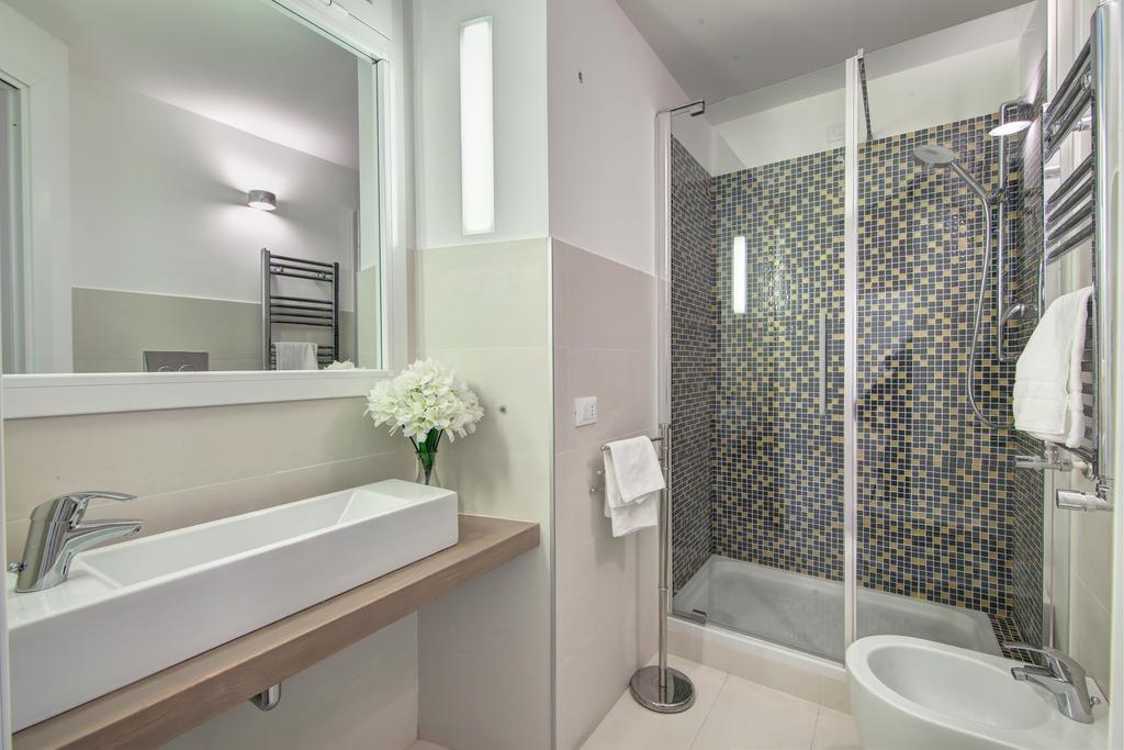 Piazza Vittorio Emanuele II Halldis Apartment Hotel Roma