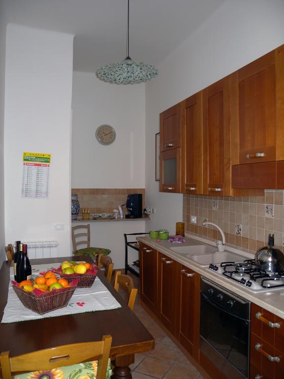 Tra Santi E Poeti Apartment Rom