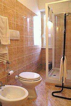 Re Di Hotel