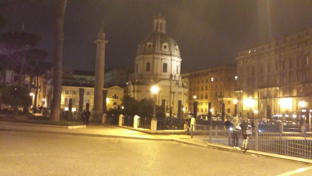 Hi Colosseo Roma