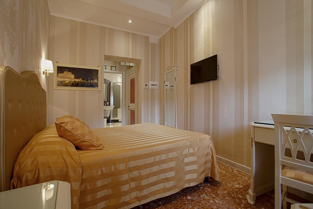 Navona Queen Rooftop Affittacamere 2*