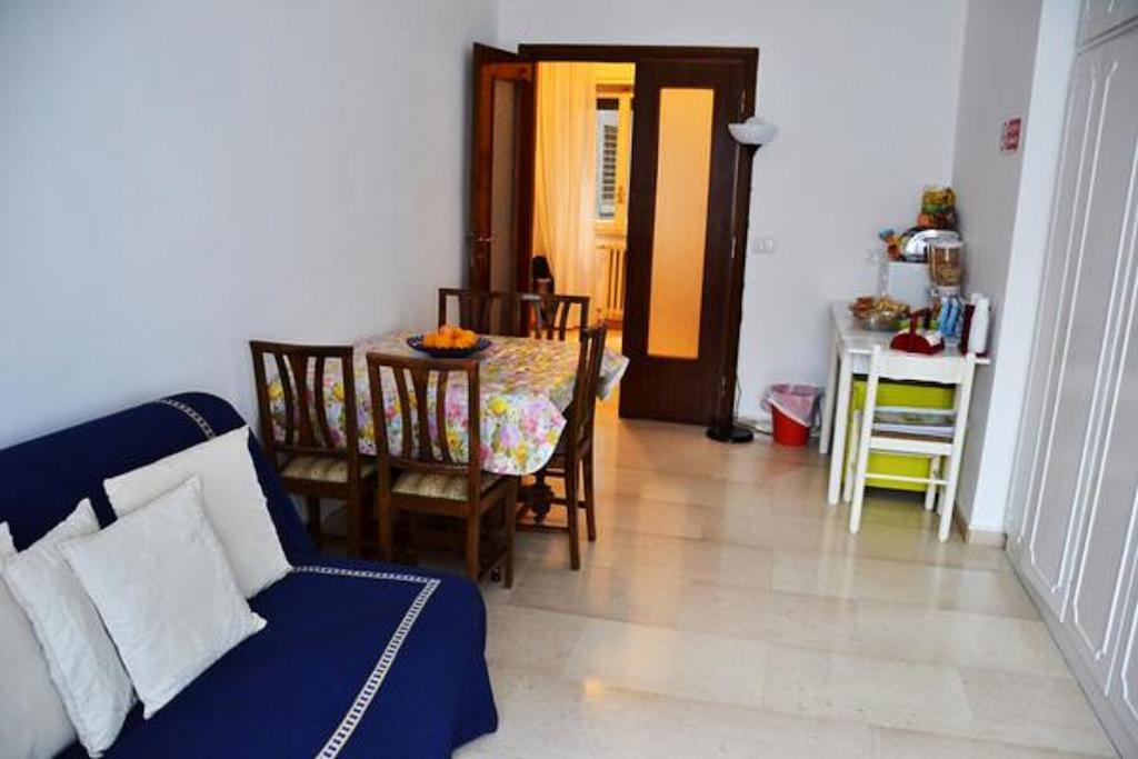 Casa de hóspedes Affittacamere Eur Arcobaleno *