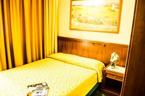 Hotel Clelia Palace 3*