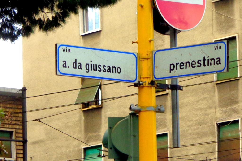 Gasthof Casa Vacanza Frendy - Free Airport Transportation On Arrival If You Book An Apartment Of Minimum 3 Nights And 6 People