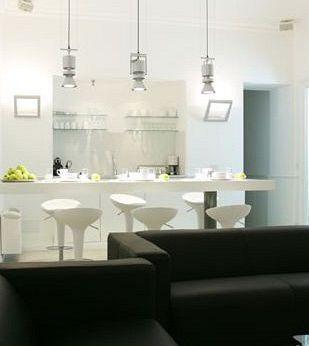 Hotel Enjoy 3*