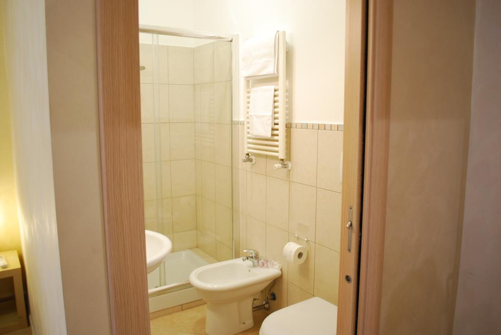 Apartrooms76