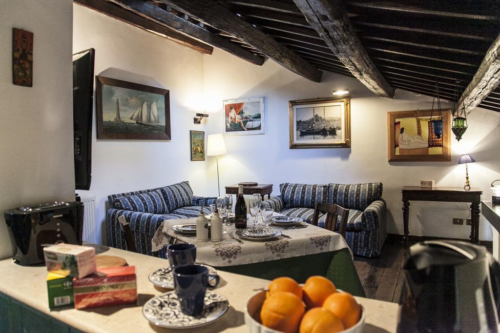 Leilighet Via Giulia Dreamy Attic
