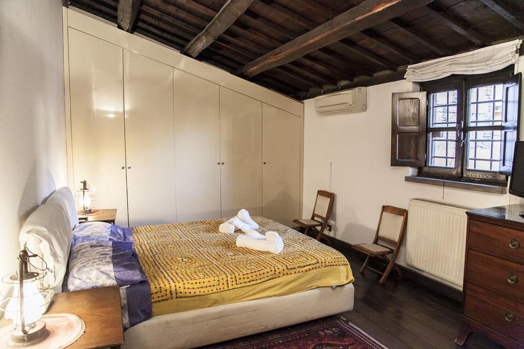 Leilighet Via Giulia Dreamy Attic Roma