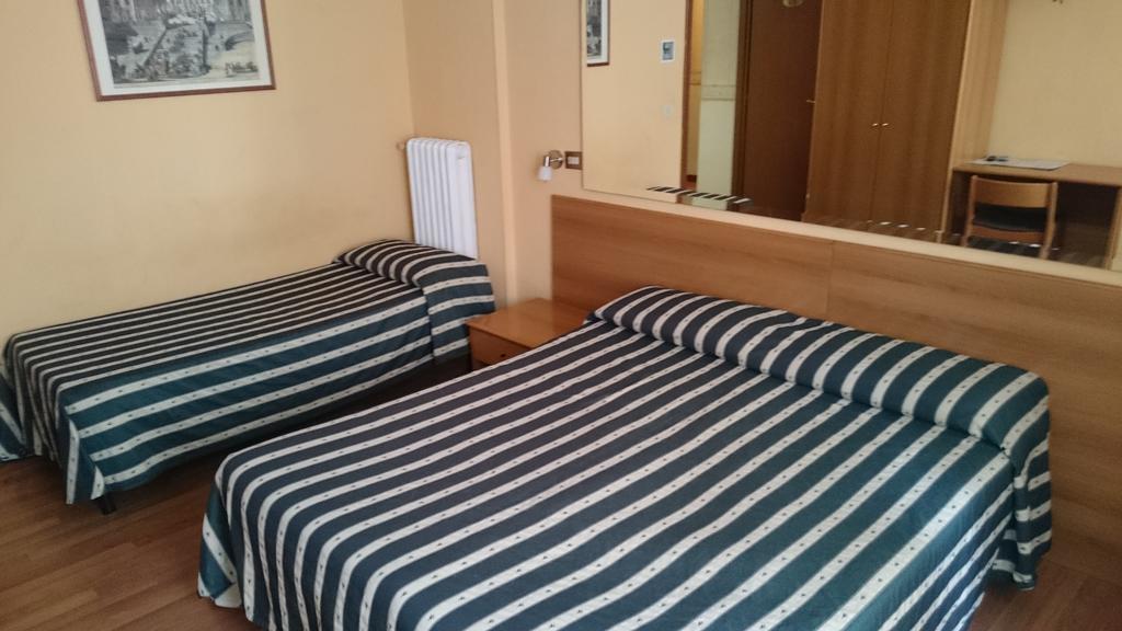 Hotel Urbis