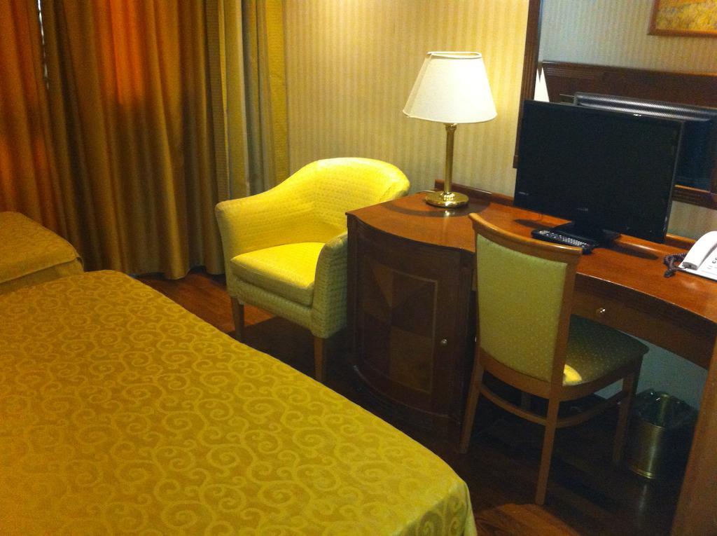 Clelia Palace Roma