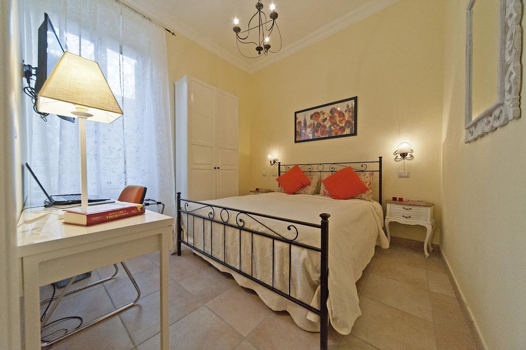 Gloria'S House In Rome