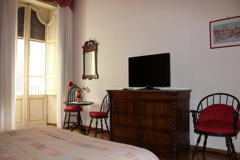 Bed & Breakfast Charming House 2*