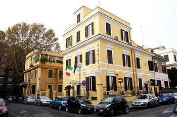 Hotell Infinito - Gruppo Blam Roma