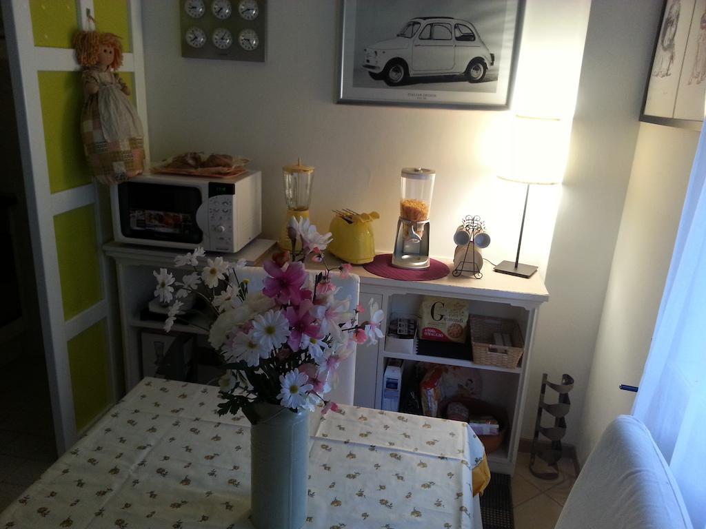 Apartment 14 Rom