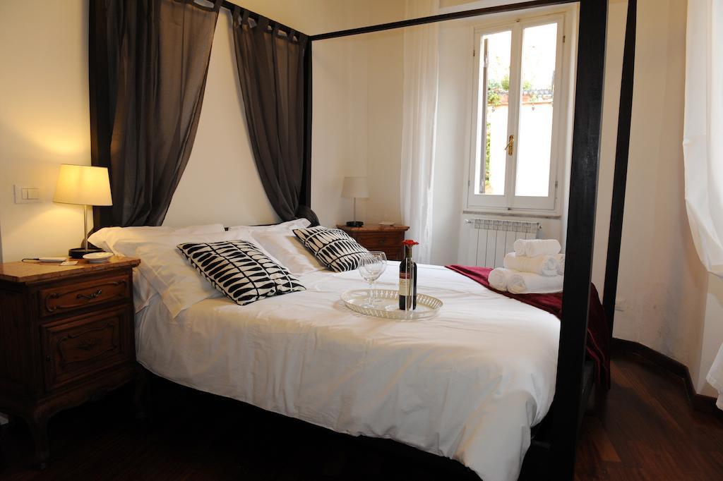 Apartment Lungara