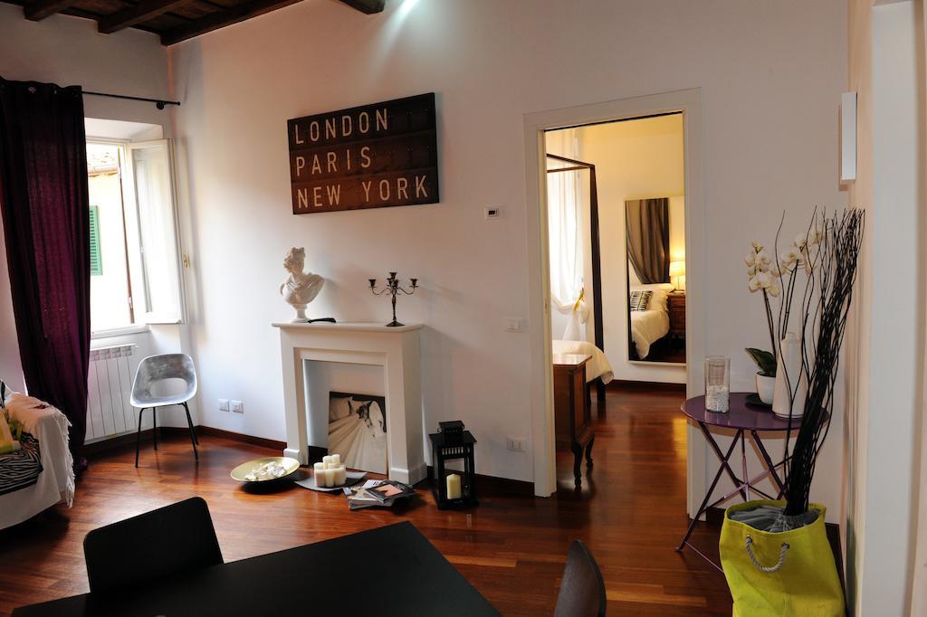 Apartment Lungara
