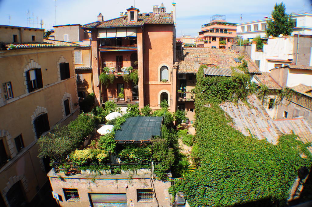 Bed and breakfast Little Rhome Roma