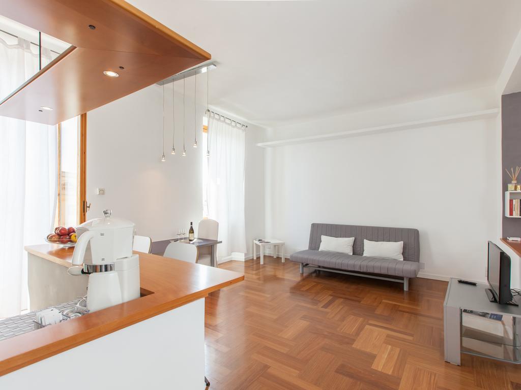 Appartamento Rogano House *