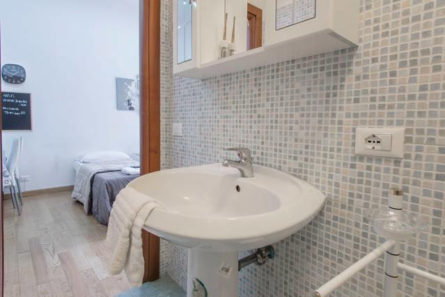 Bed and breakfast New House 3*