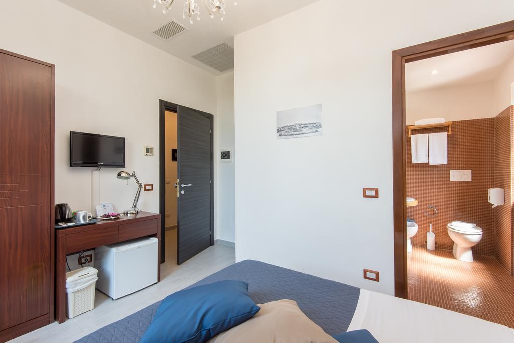 Gjestgiverier Eroom42 3*