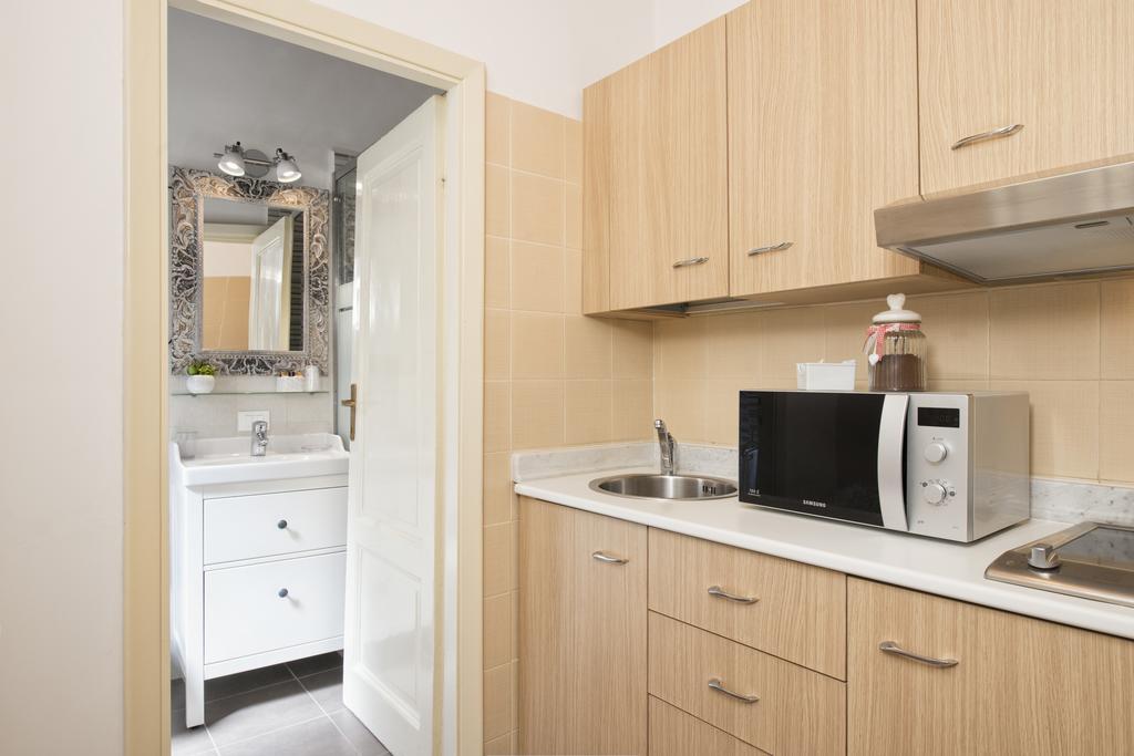 Affittacamere Navona Tower Relais 2*