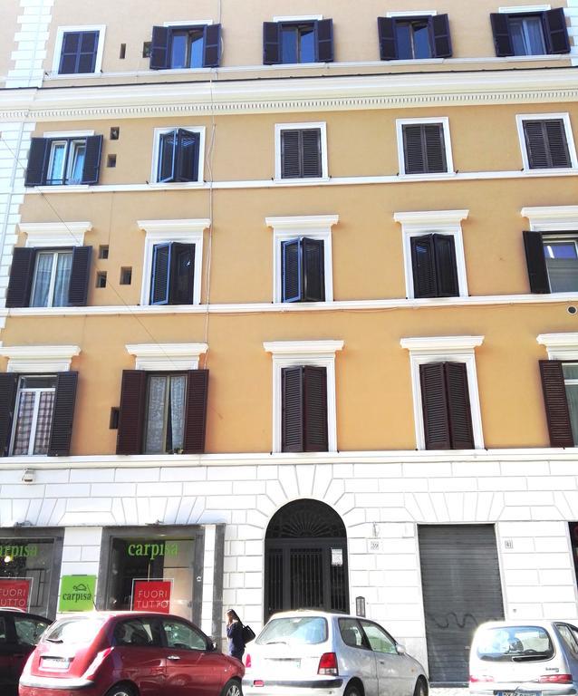 Apartment Vatican Santamaura 39 Rom