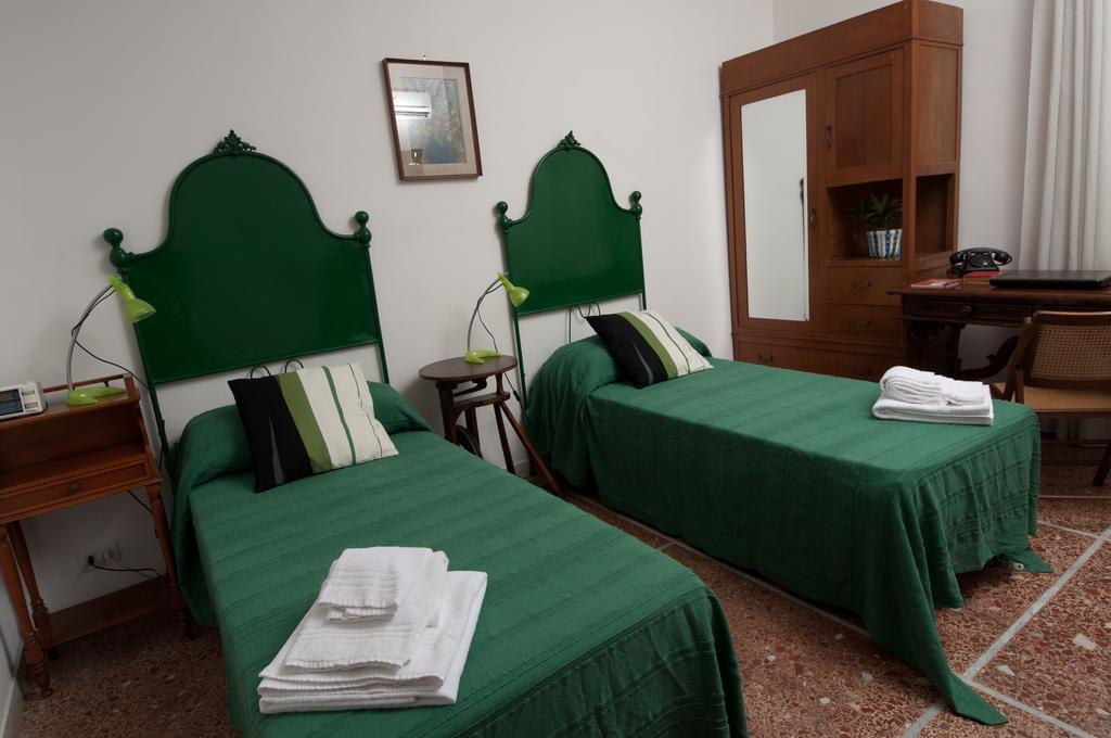 2 Passi Da Rome