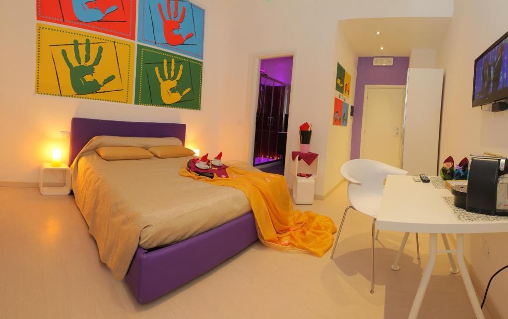 Bed & Breakfast Chroma Italy - Ena Rome