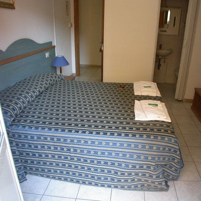 Hotel Athena 3*