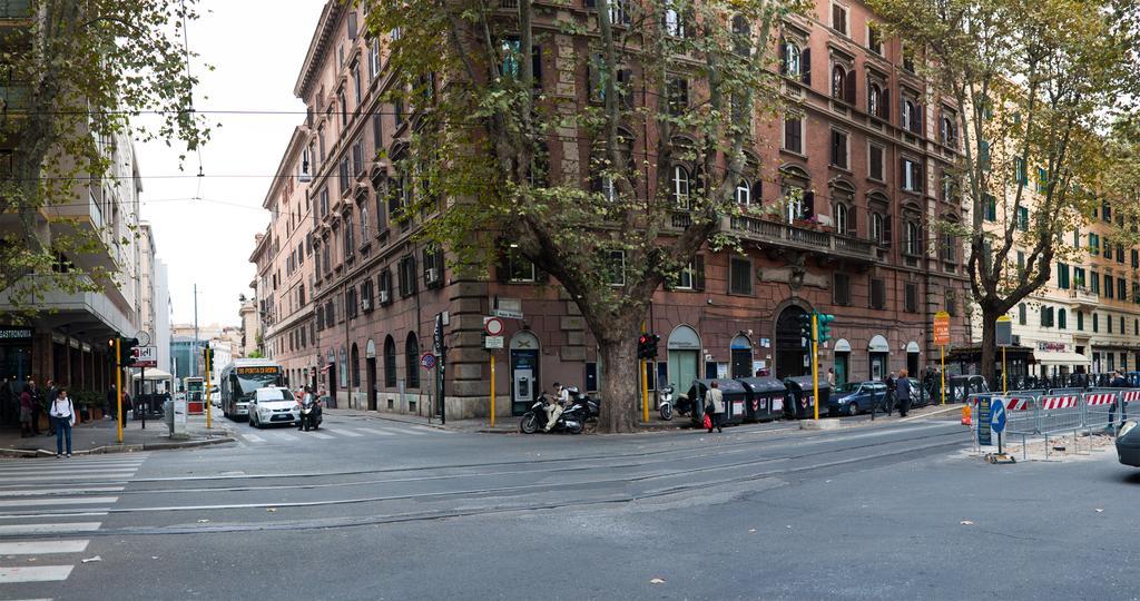 Bed & Breakfast La Sapienza House