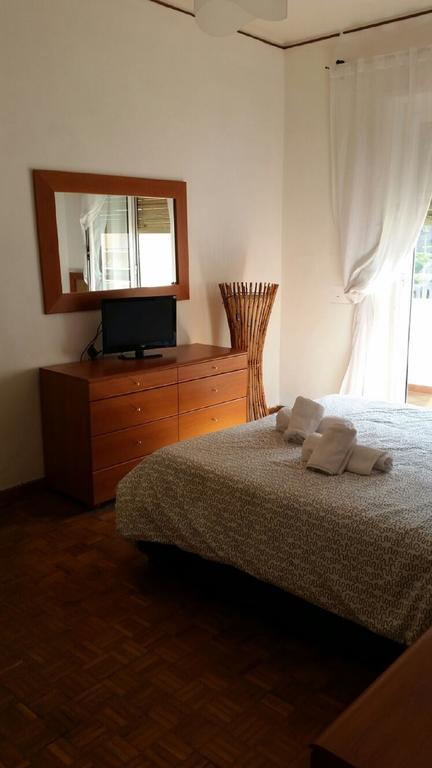 Apartment The Voice Of The Pope *