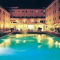 Hotel Summit