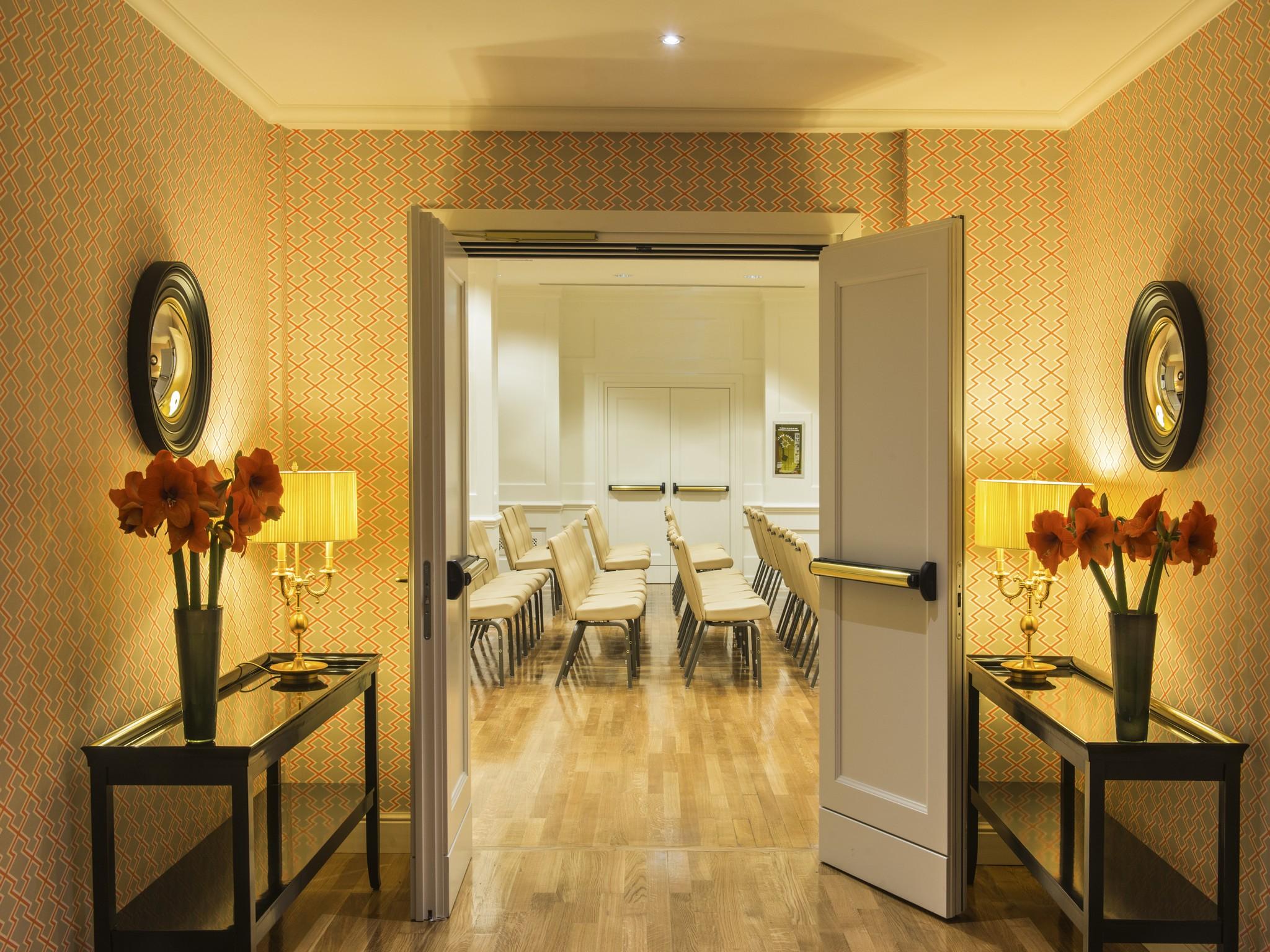 Hotell Starhotels Michelangelo