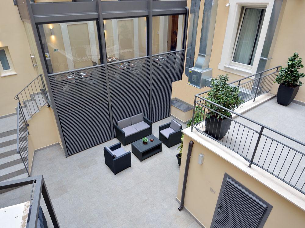 Hotell Quirinale Luxury 3*
